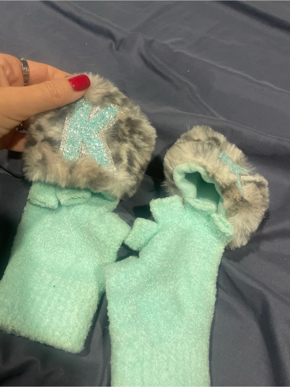 Justice fingerless K gloves coquette girl